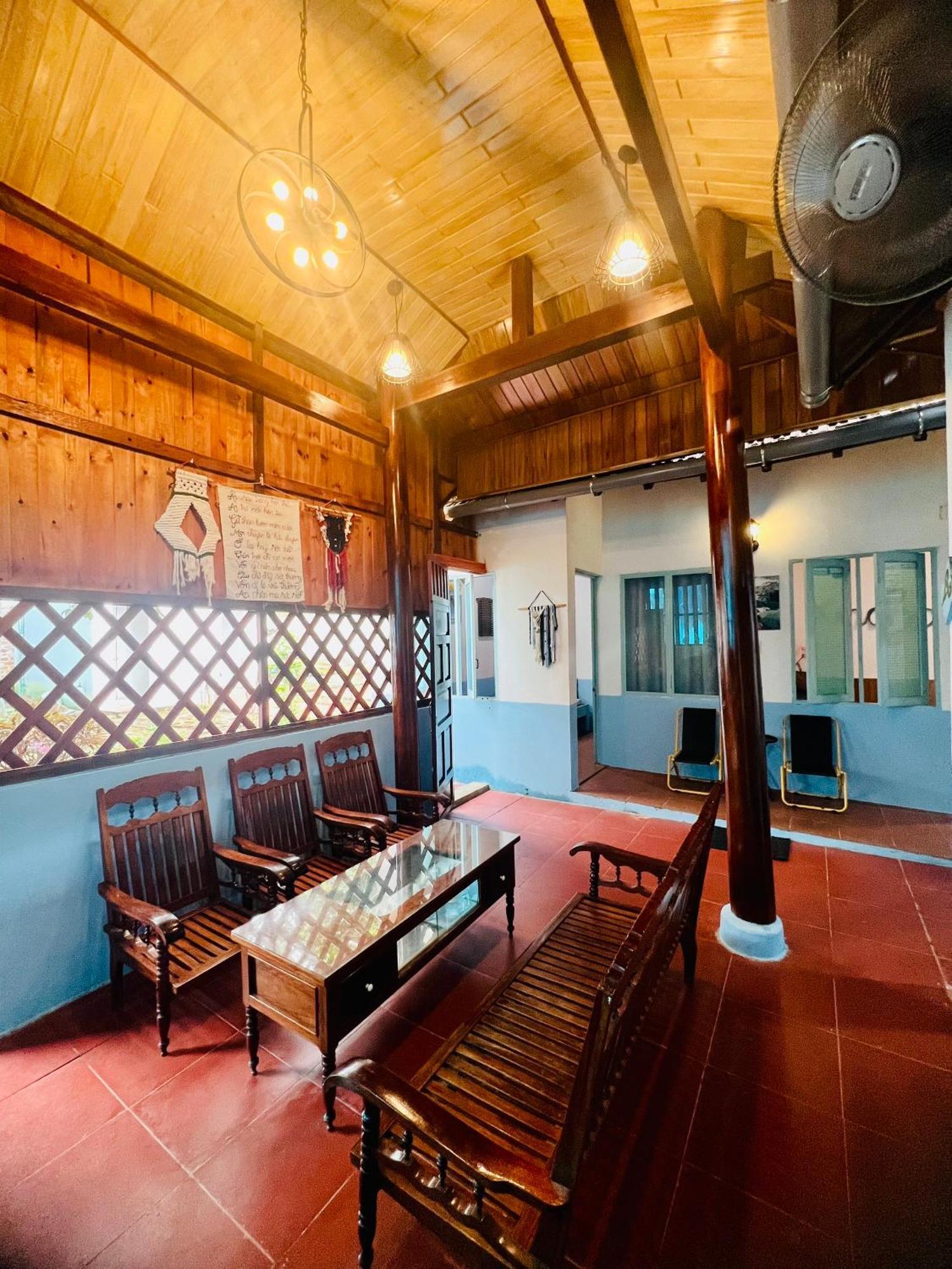 Vietnam Phuot Real Home Kon Tum  Quarto foto