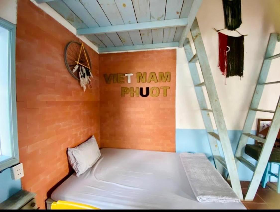 Vietnam Phuot Real Home Kon Tum  Exterior foto